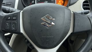 Used 2017 Maruti Suzuki Celerio ZXI AMT Petrol Automatic top_features Steering mounted controls