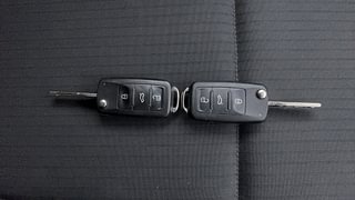 Used 2020 Volkswagen Polo [2017-2020] Highline Plus 1.5 (D) Diesel Manual extra CAR KEY VIEW