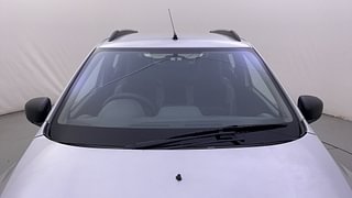Used 2016 Renault Kwid [2015-2019] RXT Petrol Manual exterior FRONT WINDSHIELD VIEW
