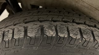 Used 2016 Maruti Suzuki Wagon R 1.0 [2013-2019] LXi CNG Petrol+cng Manual tyres RIGHT REAR TYRE TREAD VIEW