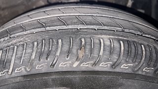 Used 2013 Maruti Suzuki Ertiga [2012-2015] VDi Diesel Manual tyres RIGHT FRONT TYRE TREAD VIEW