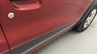 Used 2019 Renault Kwid [2017-2019] RXT 1.0 SCE Special (O) Petrol Manual dents MINOR DENT