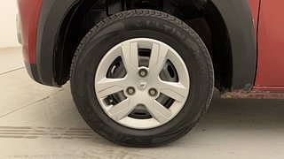 Used 2019 Renault Kwid [2017-2019] RXT 1.0 SCE Special (O) Petrol Manual tyres LEFT FRONT TYRE RIM VIEW