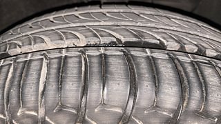 Used 2018 Hyundai Elite i20 [2014-2018] Asta 1.2 Petrol Manual tyres RIGHT FRONT TYRE TREAD VIEW