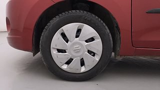 Used 2015 Maruti Suzuki Celerio VXI AMT Petrol Automatic tyres LEFT FRONT TYRE RIM VIEW