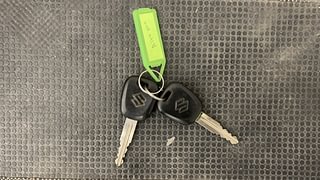 Used 2014 Maruti Suzuki Alto 800 [2012-2016] Lxi Petrol Manual extra CAR KEY VIEW