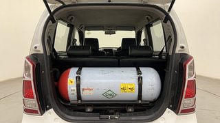 Used 2016 Maruti Suzuki Wagon R 1.0 [2013-2019] LXi CNG Petrol+cng Manual interior DICKY INSIDE VIEW