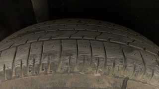 Used 2017 maruti-suzuki Vitara Brezza ZDI PLUS Dual Tone Diesel Manual tyres RIGHT REAR TYRE TREAD VIEW
