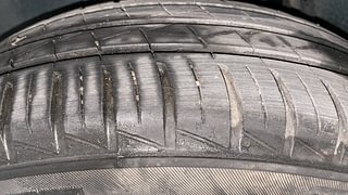 Used 2022 Renault Kwid CLIMBER 1.0 Opt Petrol Manual tyres RIGHT REAR TYRE TREAD VIEW