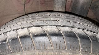 Used 2014 Hyundai Elite i20 [2014-2018] Sportz 1.2 Petrol Manual tyres LEFT REAR TYRE TREAD VIEW