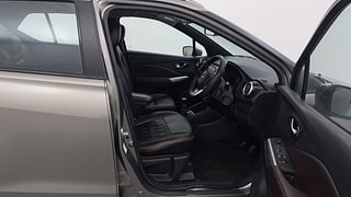 Used 2020 Nissan Kicks [2018-2020] XV Diesel Diesel Manual interior RIGHT SIDE FRONT DOOR CABIN VIEW