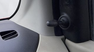 Used 2015 Maruti Suzuki Celerio VXI AMT Petrol Automatic top_features Adjustable ORVM
