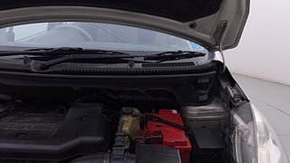 Used 2013 Maruti Suzuki Ertiga [2012-2015] VDi Diesel Manual engine ENGINE LEFT SIDE HINGE & APRON VIEW