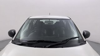 Used 2015 Maruti Suzuki Swift [2014-2017] LXI (O) Petrol Manual exterior FRONT WINDSHIELD VIEW