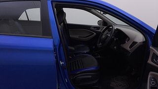Used 2018 Hyundai Elite i20 [2014-2018] Asta 1.2 Petrol Manual interior RIGHT SIDE FRONT DOOR CABIN VIEW