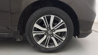 Used 2021 Honda Amaze 1.2 VX CVT i-VTEC Petrol Automatic tyres RIGHT FRONT TYRE RIM VIEW