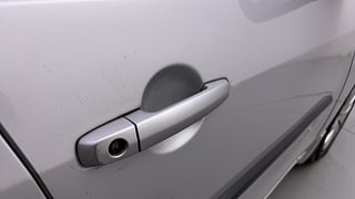 Used 2013 Maruti Suzuki Ertiga [2012-2015] VDi Diesel Manual dents MINOR SCRATCH
