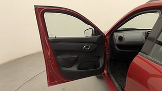 Used 2019 Renault Kwid [2017-2019] RXT 1.0 SCE Special (O) Petrol Manual interior LEFT FRONT DOOR OPEN VIEW