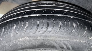 Used 2022 Maruti Suzuki XL6 Alpha AT Petrol Petrol Automatic tyres RIGHT REAR TYRE TREAD VIEW