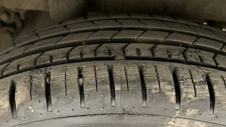 Used 2019 Mahindra KUV100 NXT K6+ 6 STR Petrol Manual tyres RIGHT REAR TYRE TREAD VIEW