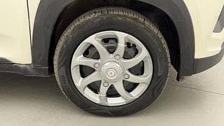 Used 2019 Mahindra KUV100 NXT K6+ 6 STR Petrol Manual tyres RIGHT FRONT TYRE RIM VIEW
