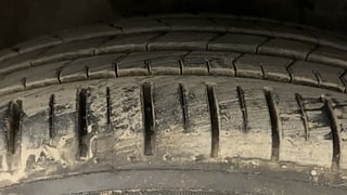 Used 2019 Mahindra KUV100 NXT K6+ 6 STR Petrol Manual tyres RIGHT FRONT TYRE TREAD VIEW