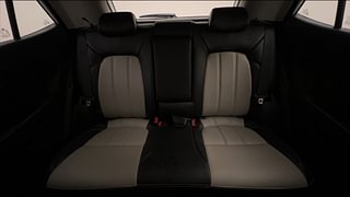 Used 2021 Hyundai Venue [2019-2022] SX 1.0 (O) Turbo iMT Petrol Manual interior REAR SEAT CONDITION VIEW