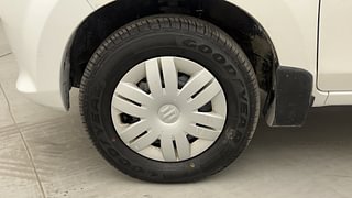 Used 2014 Maruti Suzuki Alto 800 [2012-2016] Lxi Petrol Manual tyres LEFT FRONT TYRE RIM VIEW