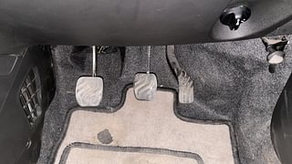 Used 2021 renault Kwid 1.0 RXT Opt Petrol Manual interior PEDALS VIEW
