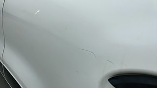 Used 2018 Renault Kwid [2015-2019] RXT Petrol Manual dents MINOR SCRATCH