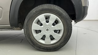 Used 2017 Renault Kwid [2015-2019] RXT Petrol Manual tyres LEFT REAR TYRE RIM VIEW