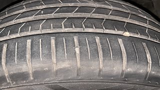 Used 2023 maruti-suzuki Baleno Zeta AMT Petrol Petrol Automatic tyres RIGHT FRONT TYRE TREAD VIEW