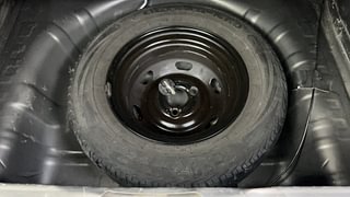 Used 2017 Renault Kwid [2015-2019] RXT Petrol Manual tyres SPARE TYRE VIEW