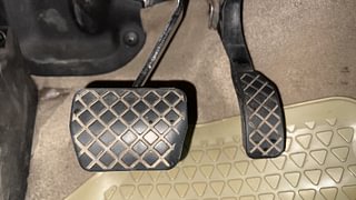 Used 2016 Volkswagen Ameo [2016-2017] Highline 1.5L AT (D) Diesel Automatic interior PEDALS VIEW