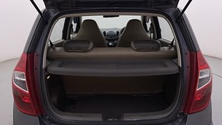 Used 2012 Hyundai i10 [2010-2016] Sportz AT Petrol Petrol Automatic interior DICKY INSIDE VIEW