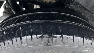 Used 2013 Maruti Suzuki Wagon R 1.0 [2010-2019] VXi Petrol Manual tyres RIGHT REAR TYRE TREAD VIEW