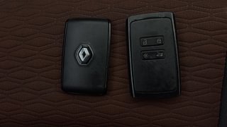 Used 2024 Renault Kiger RXZ MT Petrol Manual extra CAR KEY VIEW