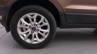 Used 2016 Ford EcoSport [2015-2017] Titanium 1.5L TDCi Diesel Manual tyres RIGHT REAR TYRE RIM VIEW