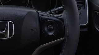 Used 2015 Honda City [2014-2017] VX (O) MT Petrol Manual top_features Cruise control