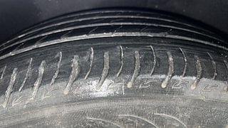 Used 2020 Kia Carnival Limousine Diesel Automatic tyres RIGHT REAR TYRE TREAD VIEW
