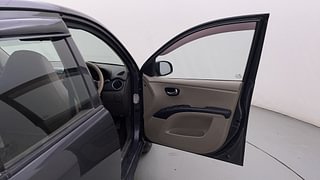 Used 2012 Hyundai i10 [2010-2016] Sportz AT Petrol Petrol Automatic interior RIGHT FRONT DOOR OPEN VIEW