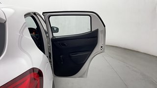 Used 2018 Renault Kwid [2015-2019] RXT Petrol Manual interior RIGHT REAR DOOR OPEN VIEW