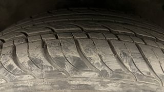Used 2014 Maruti Suzuki Celerio VXI AMT Petrol Automatic tyres RIGHT FRONT TYRE TREAD VIEW
