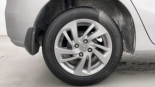 Used 2022 honda Jazz VX CVT Petrol Automatic tyres RIGHT REAR TYRE RIM VIEW
