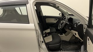 Used 2022 Maruti Suzuki Alto 800 Lxi (O) Petrol Manual interior RIGHT SIDE FRONT DOOR CABIN VIEW