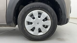 Used 2017 Renault Kwid [2015-2019] RXT Petrol Manual tyres RIGHT FRONT TYRE RIM VIEW