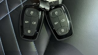Used 2022 Tata Punch Accomplished MT Petrol Manual extra CAR KEY VIEW
