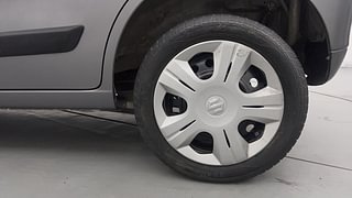 Used 2017 Maruti Suzuki Wagon R 1.0 [2010-2019] VXi Petrol + CNG (Outside Fitted) Petrol+cng Manual tyres LEFT REAR TYRE RIM VIEW