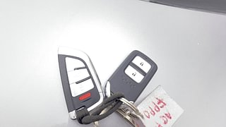 Used 2022 honda Jazz VX CVT Petrol Automatic extra CAR KEY VIEW