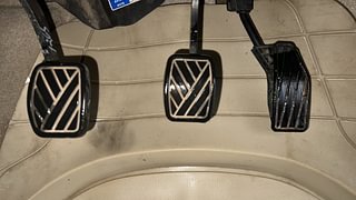 Used 2018 Maruti Suzuki Dzire [2017-2020] ZDI Plus Diesel Manual interior PEDALS VIEW